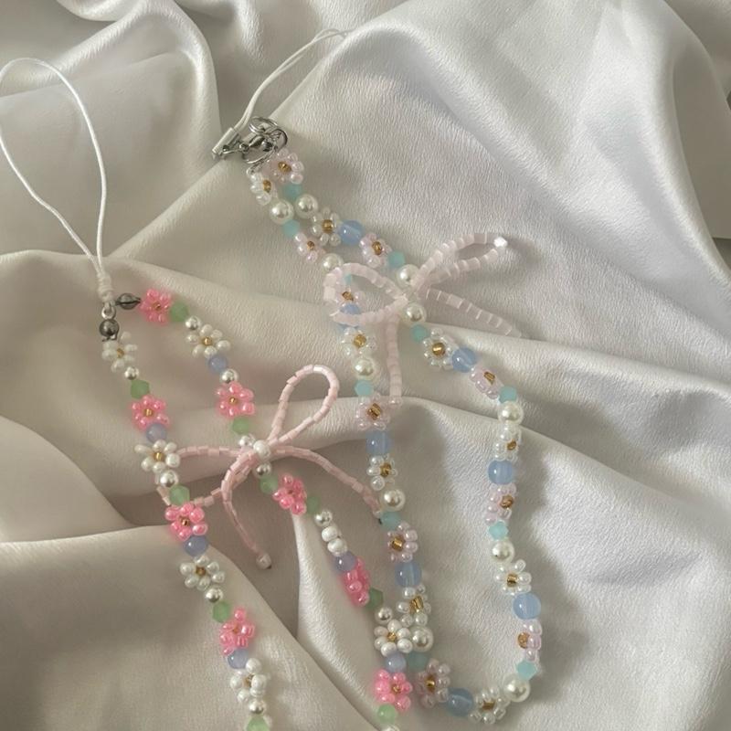Bow phone charm
