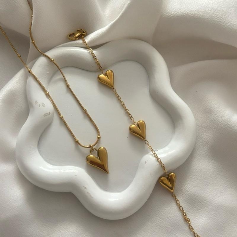 Three love heart set