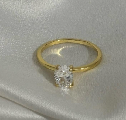 One stone band ring
